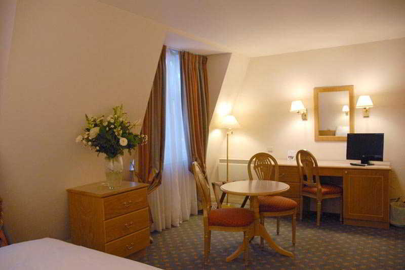 Hotel Made In Louise Brussels Room photo